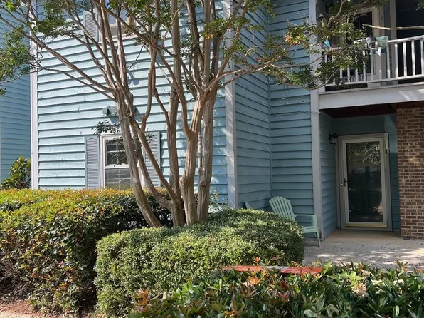 3218 Selwyn Farms Ln APT 1, Charlotte, NC 28209