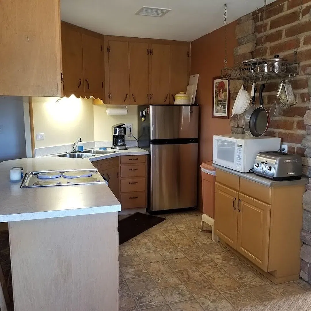 Fully furnished welcoming home! Owner will consider long term or short term. — Photo 4