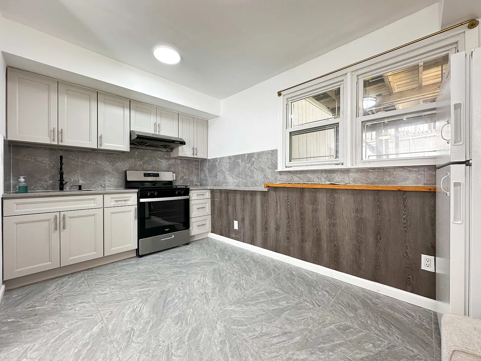 1 bed, $1,500 — Photo 2