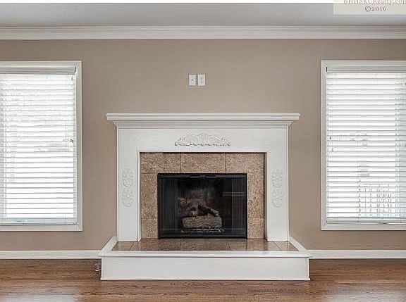 4th image of 6333 Milhaven Dr
