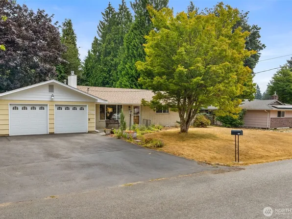 2206 Sycamore Street SE, Lacey, WA 98503