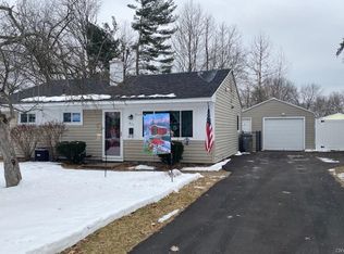 811 Amherst Dr, Rome, NY 13440