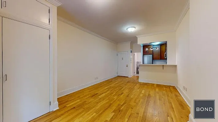 Rented by Bond New York | media 1