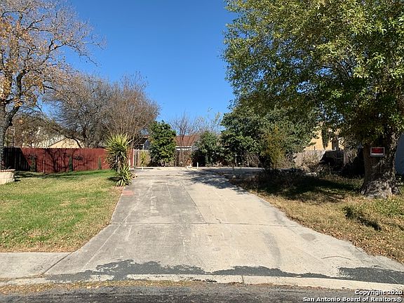 2nd image of 10235 Barron Fld