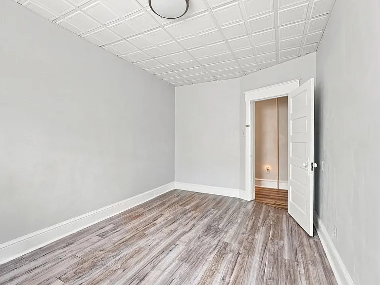 69 Division St #1RST FLOOR — Photo 12