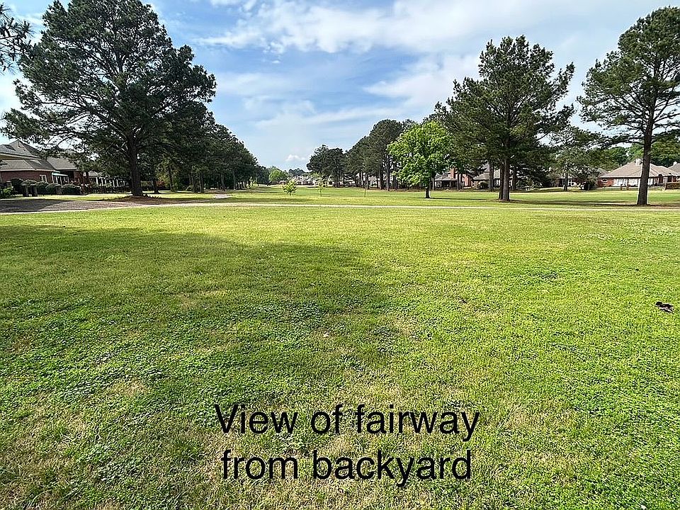 1st image of 209 Towne Lake Dr