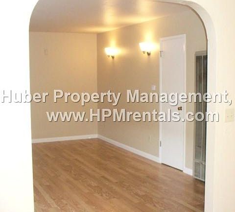 5th image of 160 E Placer St APT 2