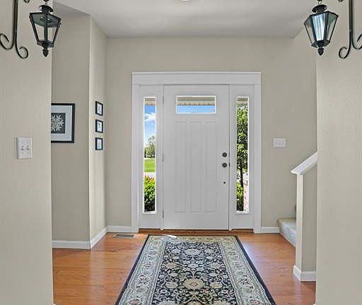 3rd image of 3413 Maple Ridge Dr