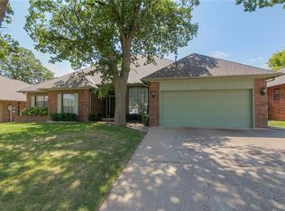 1713 N Glade Ave, Bethany, OK 73008