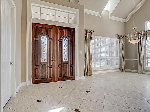 3rd image of 5919 Saratoga Springs Ln