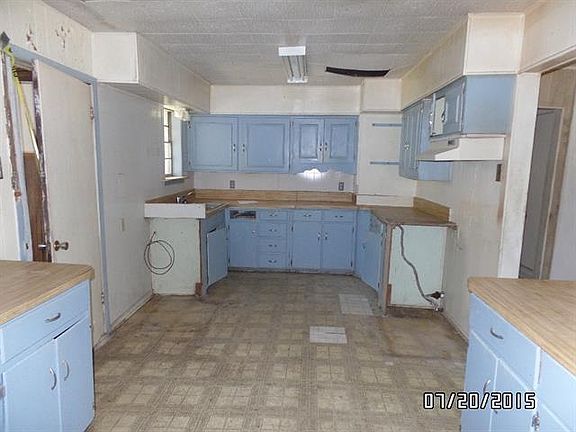 5th image of 3421 Sidney Dr