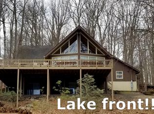 108 Doe Run Rd, Greentown, PA 18426