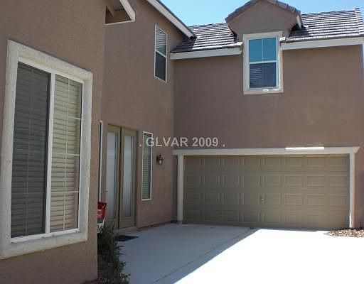 2nd image of 11053 Lampione St