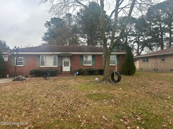 2202 Imperial Avenue E, Wilson, NC 27893