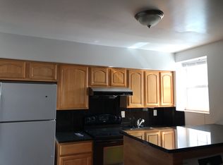 1110 Green St, Philadelphia, PA 19123