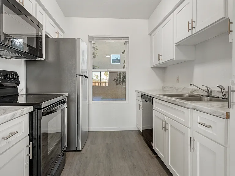 1951 E Don Carlos Ave #201 — Photo 1