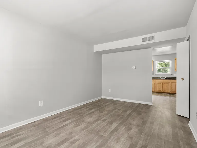 Forest Ridge — Photo 19