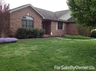 6480 Highfield Rd, Evansville, IN 47712