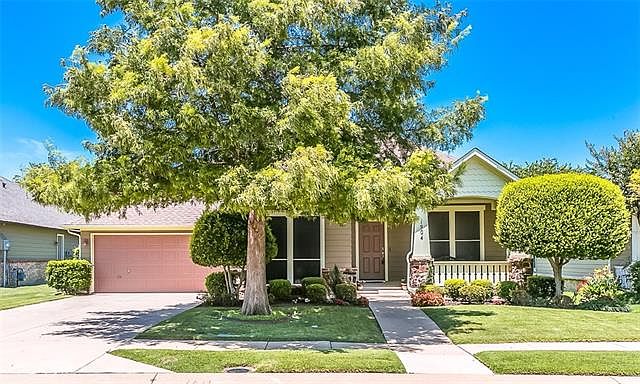1st image of 1904 Victoria Cir