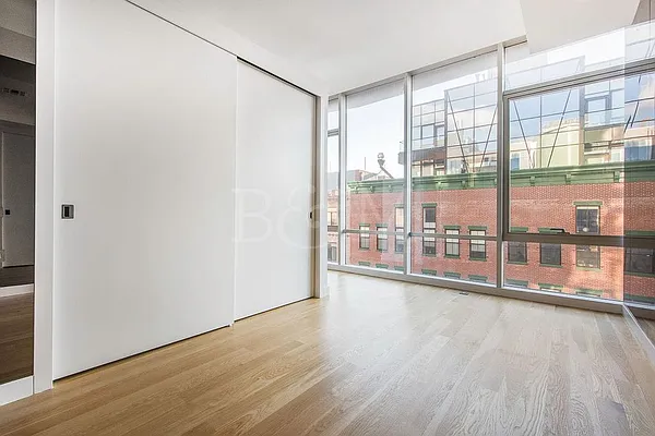 Rented by Brick&Mortar | media 33