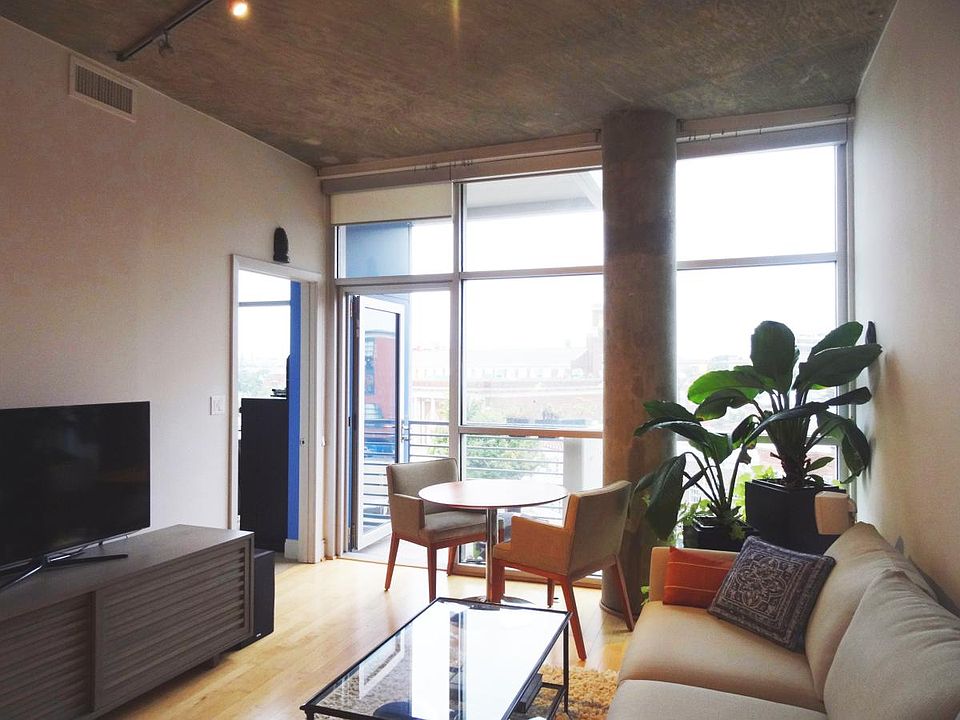 Living room. Floor to ceiling windows. Monument view.