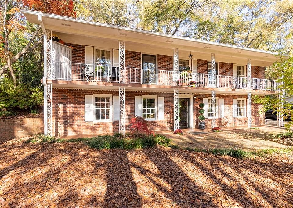 226 Lark Cir, Clemson, SC 29631 MLS 20257080 Zillow