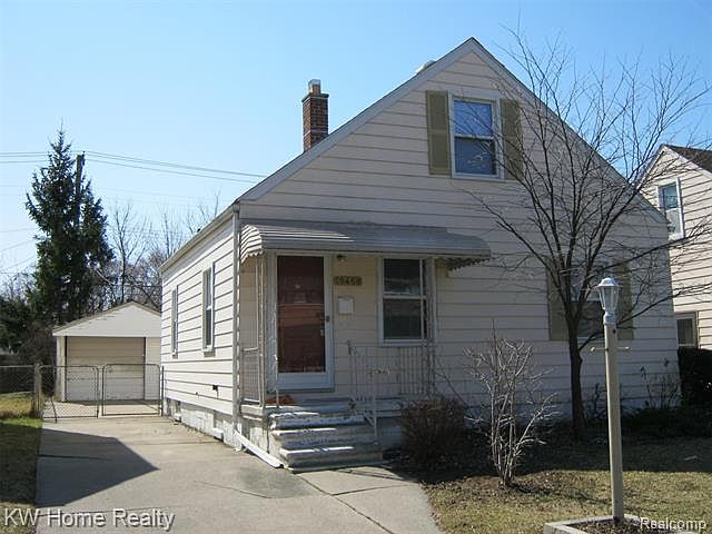 1st image of 19460 Woodside St