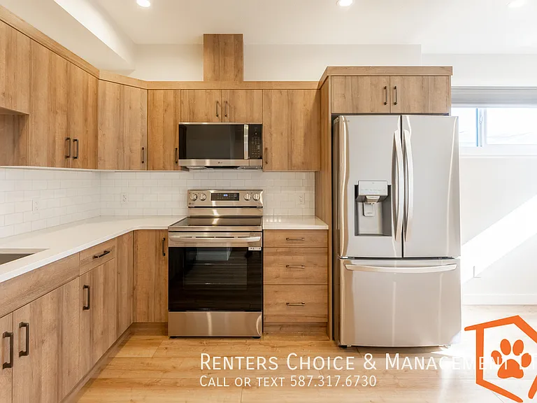 4205B 57th St — Photo 6