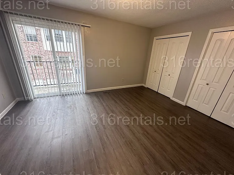 1625 S Beech St #403 — Photo 12