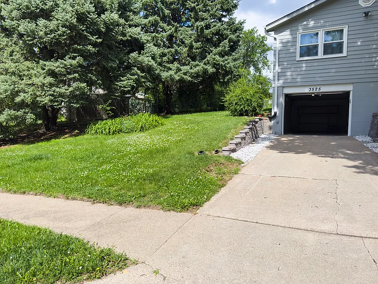 3525 S 91st St — Photo 34