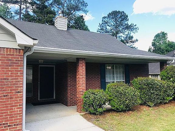 2nd image of 8165 Mahogany Ln