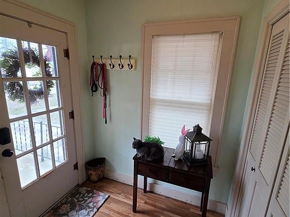 5th image of 713 N 9th St