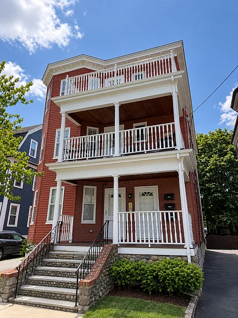 78 Morrison Ave