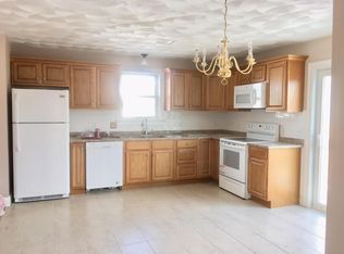6 Wilson St #1, Bristol, RI 02809
