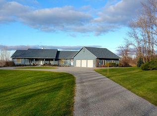 460 Parrish Rd, Honeoye Falls, NY 14472