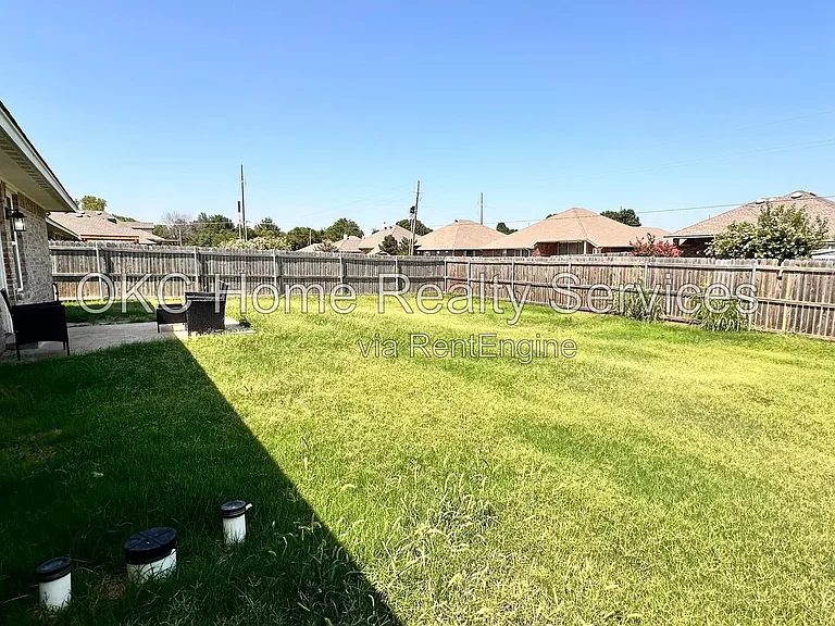 7724 Windstone Dr — Photo 28