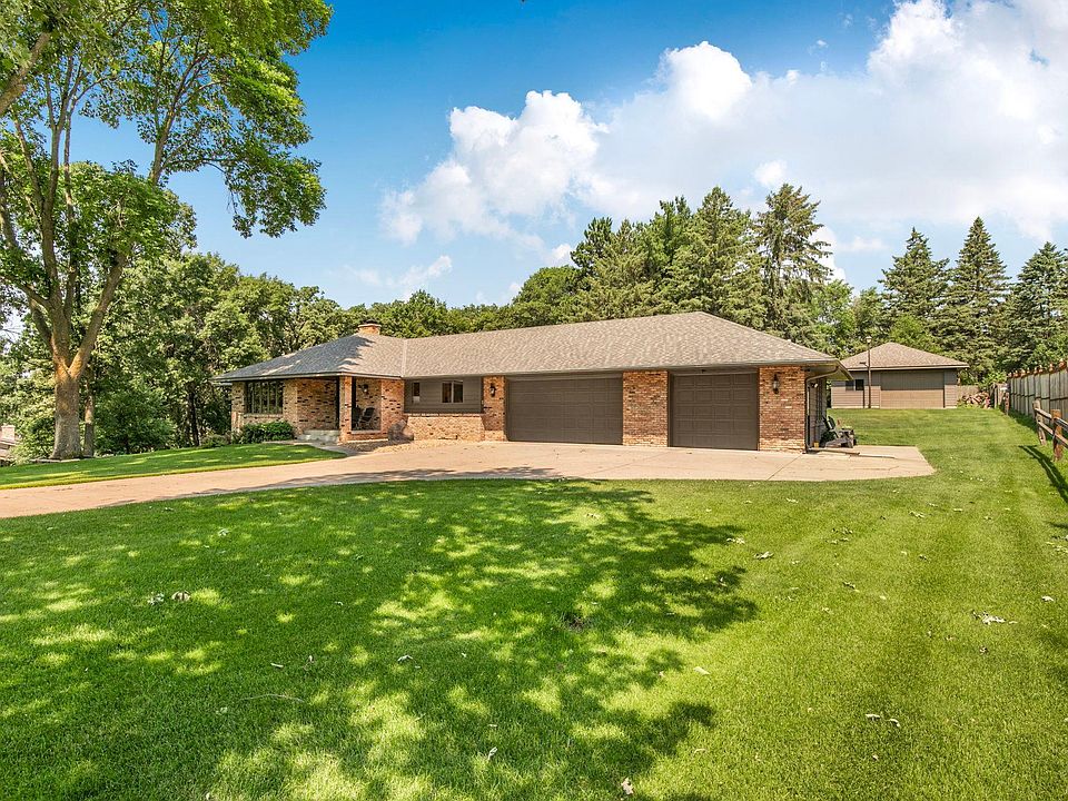 1st image of 117 Benton Oaks Dr