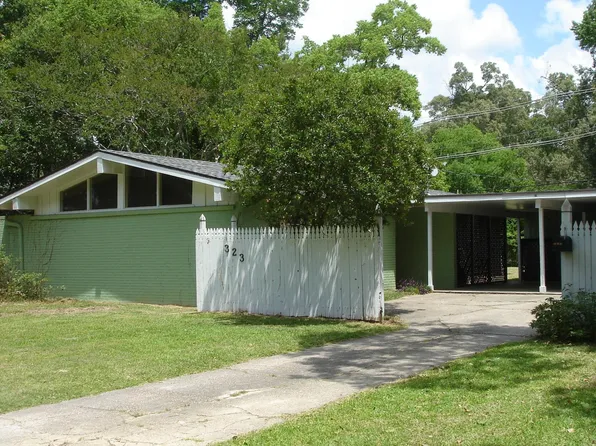 323 Little John Dr, Baton Rouge, LA 70815
