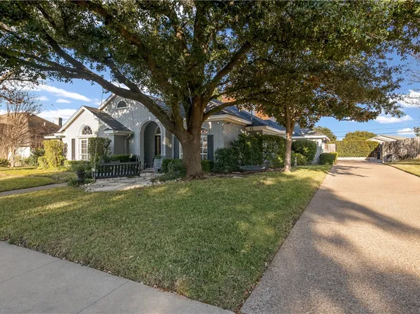 10105 Polo Park Cir, Woodway, TX 76712