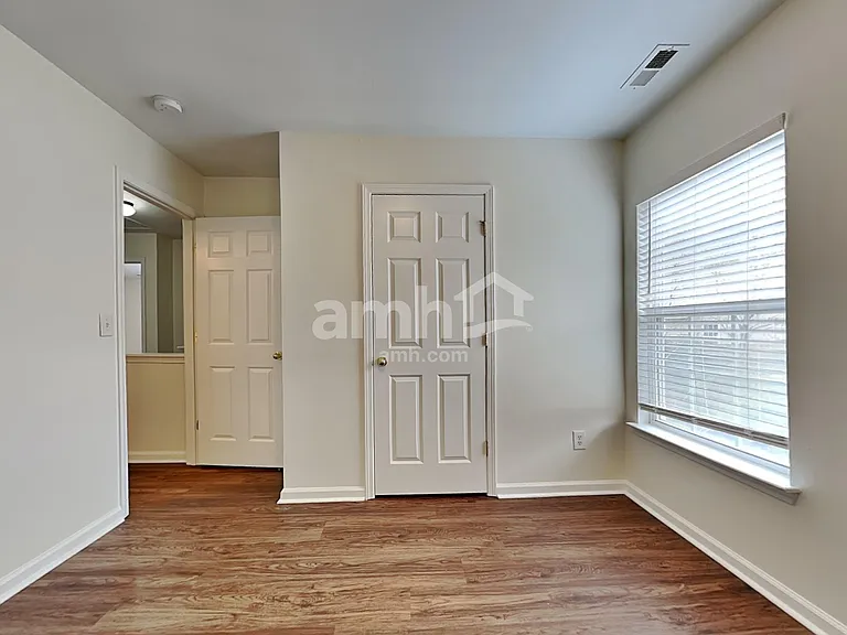 6418 Glenolden Dr — Photo 17