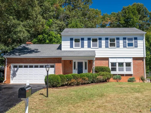 307 Eastbrook Dr, Charlottesville, VA 22901