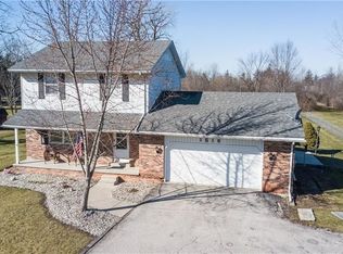1516 Pemberville Rd, Northwood, OH 43619