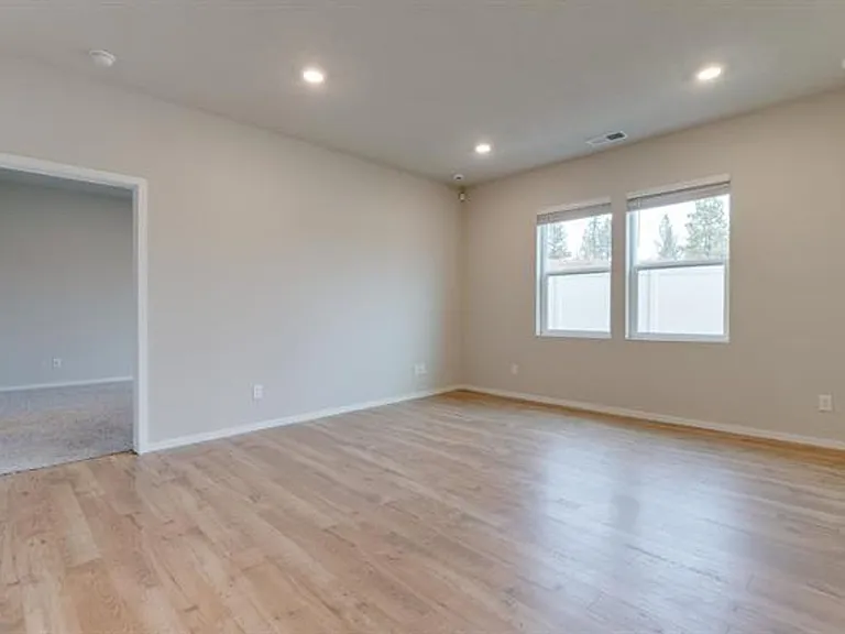 8207 S Avery Rd — Photo 11