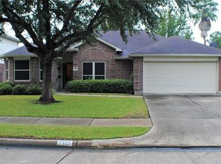 7322 Tara Dr, Richmond, TX 77469