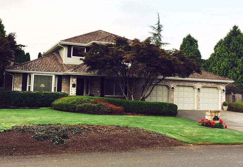 1st image of 833 Harvest Dr SE