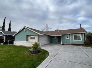 6921 Southampton Way, Sacramento, CA 95823
