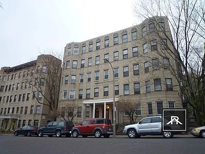 166 Strathmore Rd #21 — Photo 10