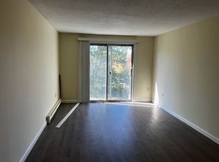 40 Dinan Dr APT 1, Gardner, MA 01440
