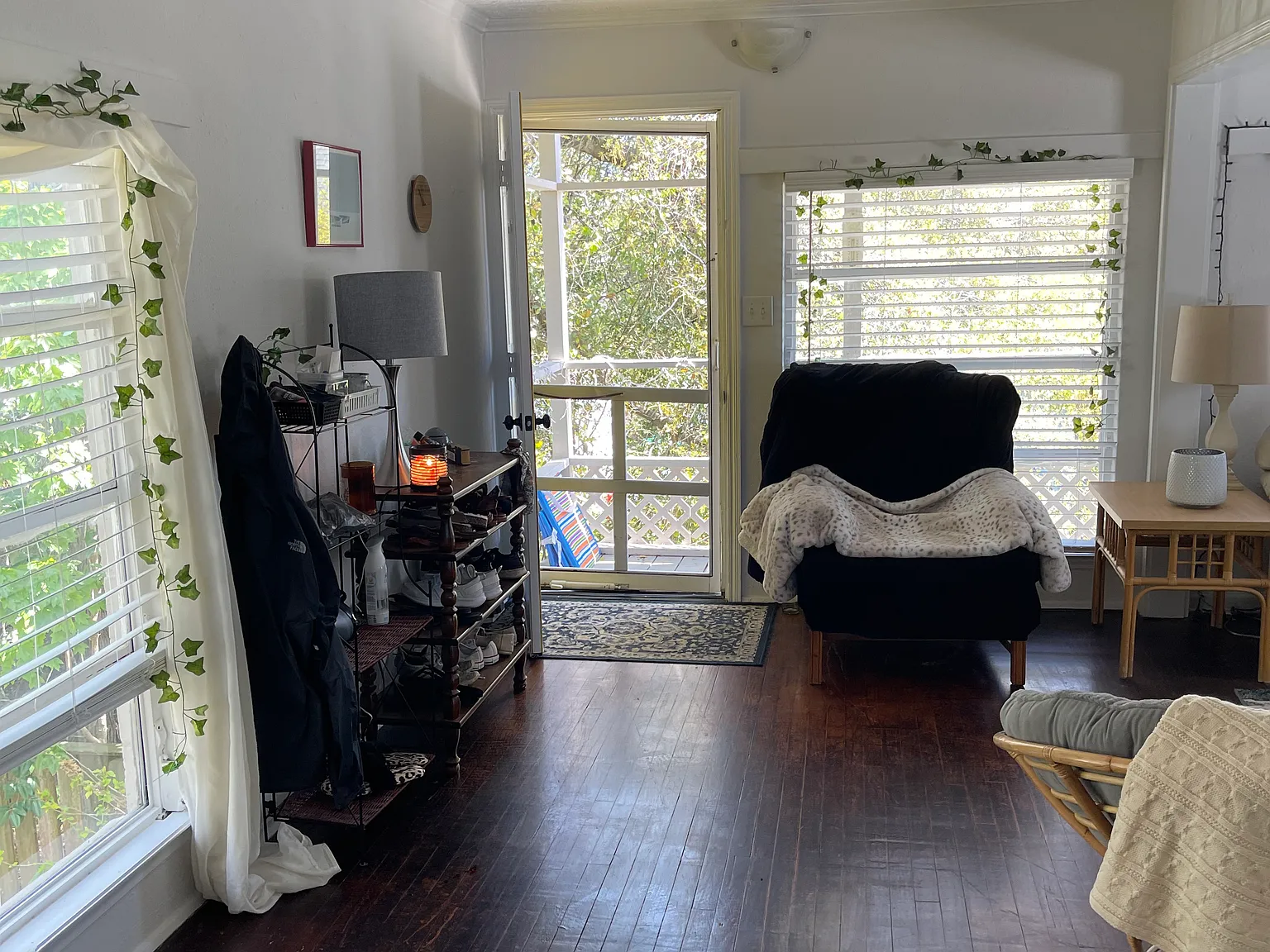 1 bed, 600 sqft, $1,200 — Photo 2