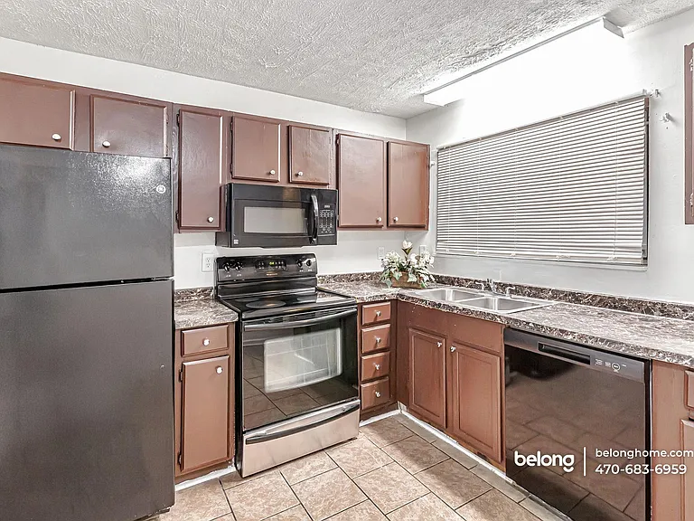 3575 Oakvale Rd #411 — Photo 7